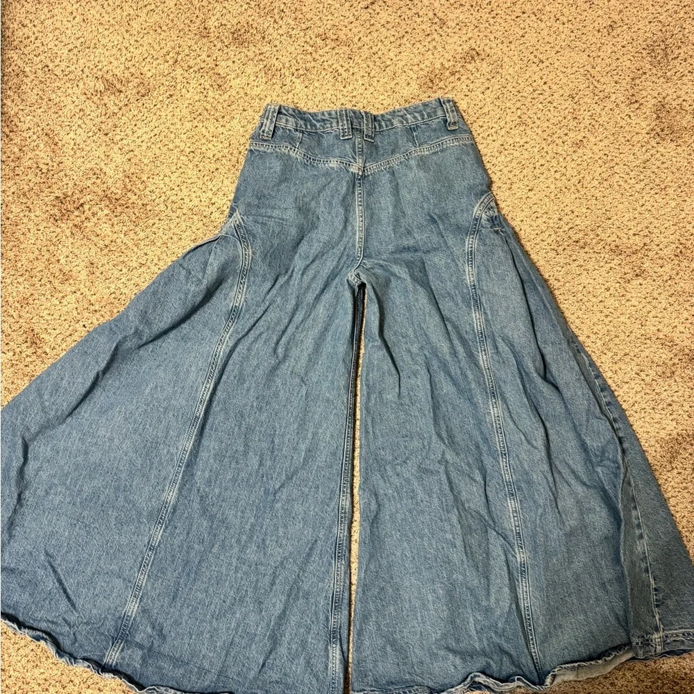 Free People Light Blue Flare Jeans - Picture 5 of 6